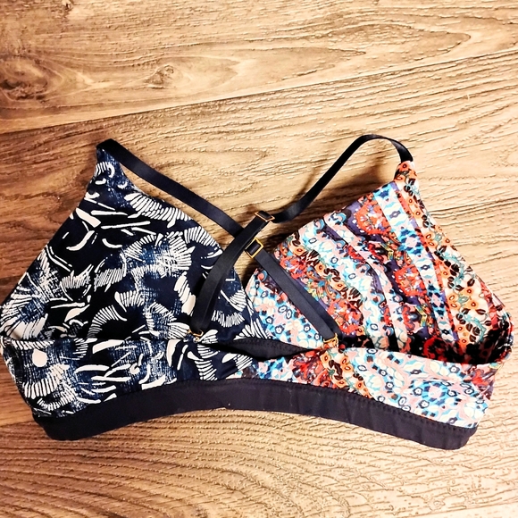 Colorful Patterned Two-Piece Set - Picture 2 of 7